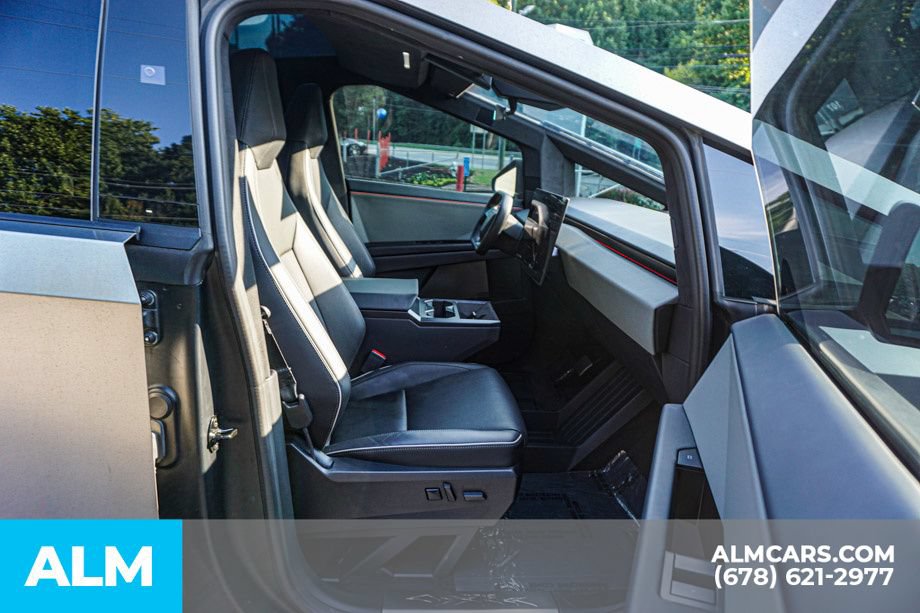 Used 2024 Tesla Cybertruck AWD Crew Cab image 24