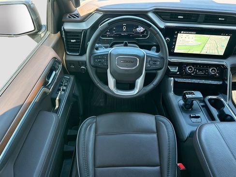 Used 2025 GMC Sierra 1500 Denali image 23