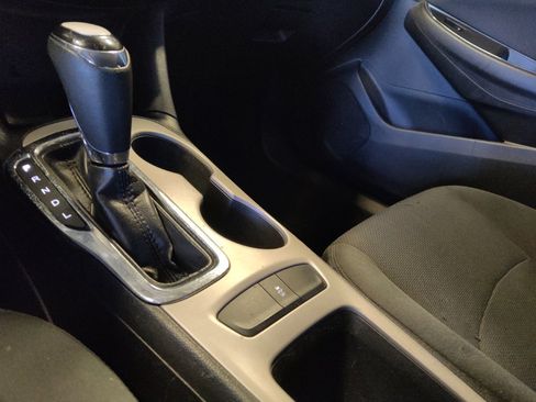 Used 2017 Chevrolet Cruze LT image 26