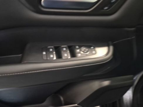 Used 2026 Nissan Armada PRO-4X AWD/4WD image 11