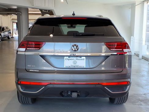 Used 2023 Volkswagen Atlas Cross Sport SE w/ Panoramic Sunroof Package AWD/4WD image 5