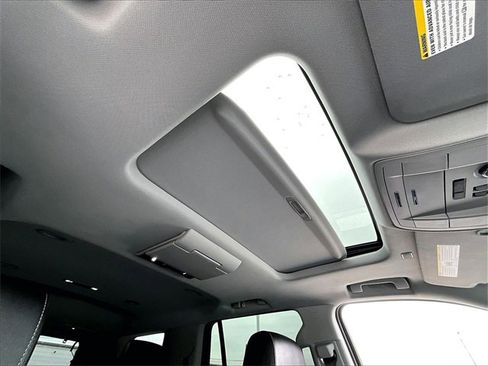 Used 2020 Chevrolet Tahoe Premier image 22