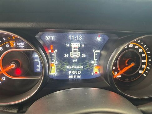 Used 2018 Jeep Wrangler Unlimited Sahara w/ Uconnect 4C Nav & Sound Group image 2