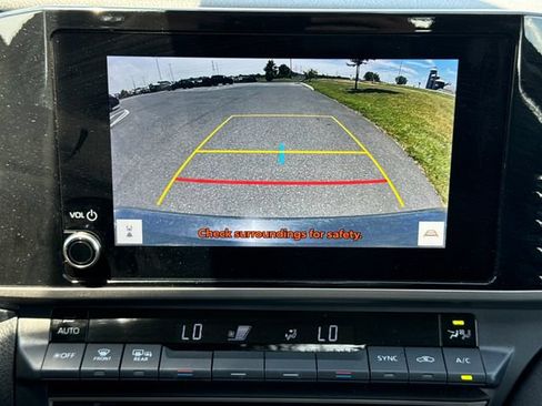 Used 2025 Toyota Camry LE FWD image 29