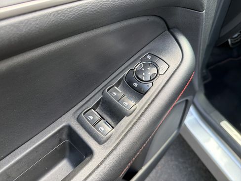 Used 2022 Ford Edge ST-Line AWD/4WD image 14