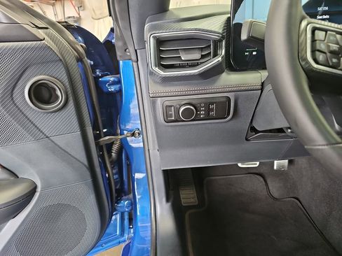 Used 2024 Ford Mustang GT Premium w/ GT Performance Package image 25