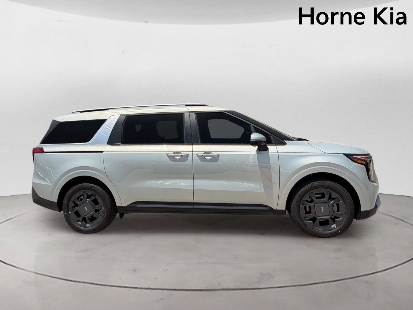 New 2026 Kia Carnival EX FWD image 3