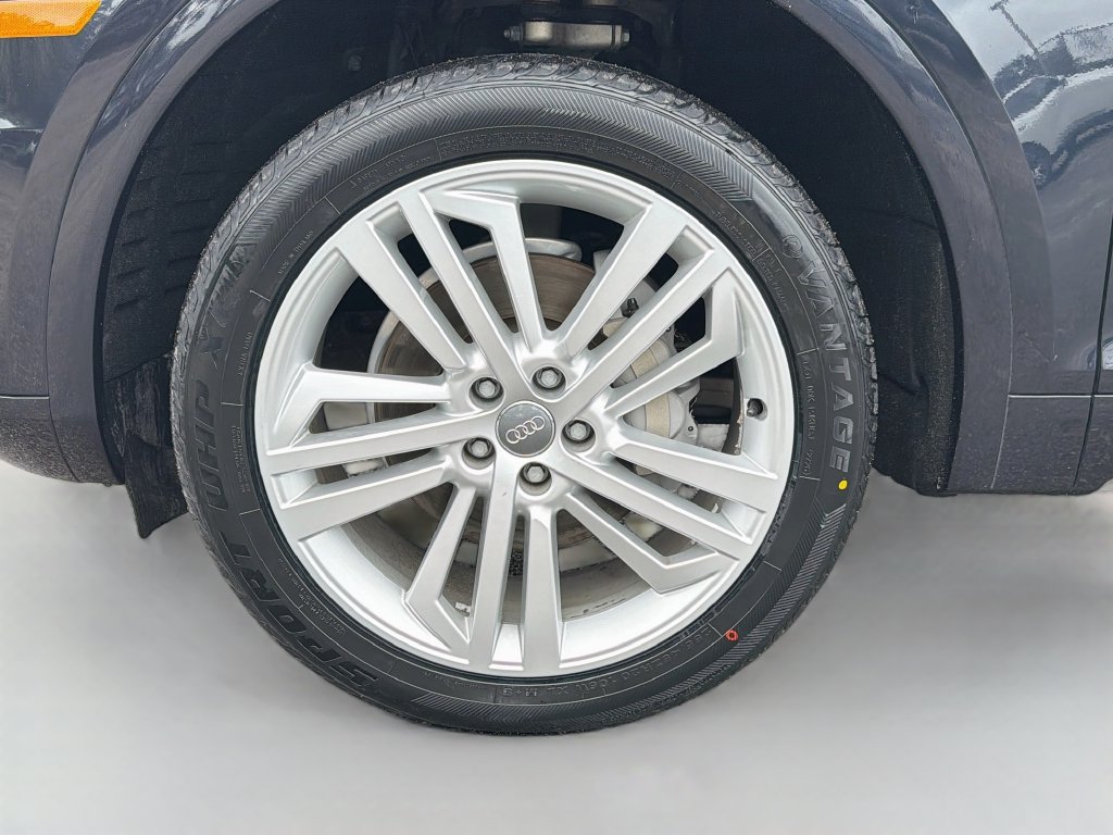 Used 2018 Audi Q5 2.0T Premium Plus w/ Premium Plus Package AWD/4WD image 41