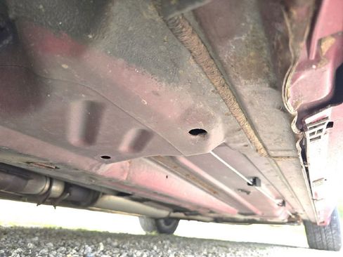 Used 2003 Cadillac De Ville DTS w/ Premium Luxury Package image 24