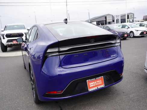 New 2026 Toyota Prius XSE Premium image 8