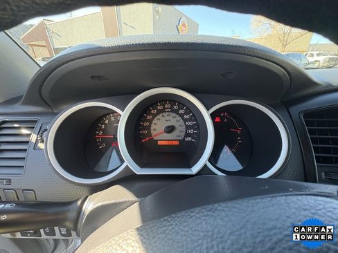 Used 2010 Toyota Tacoma 4x4 Access Cab image 17