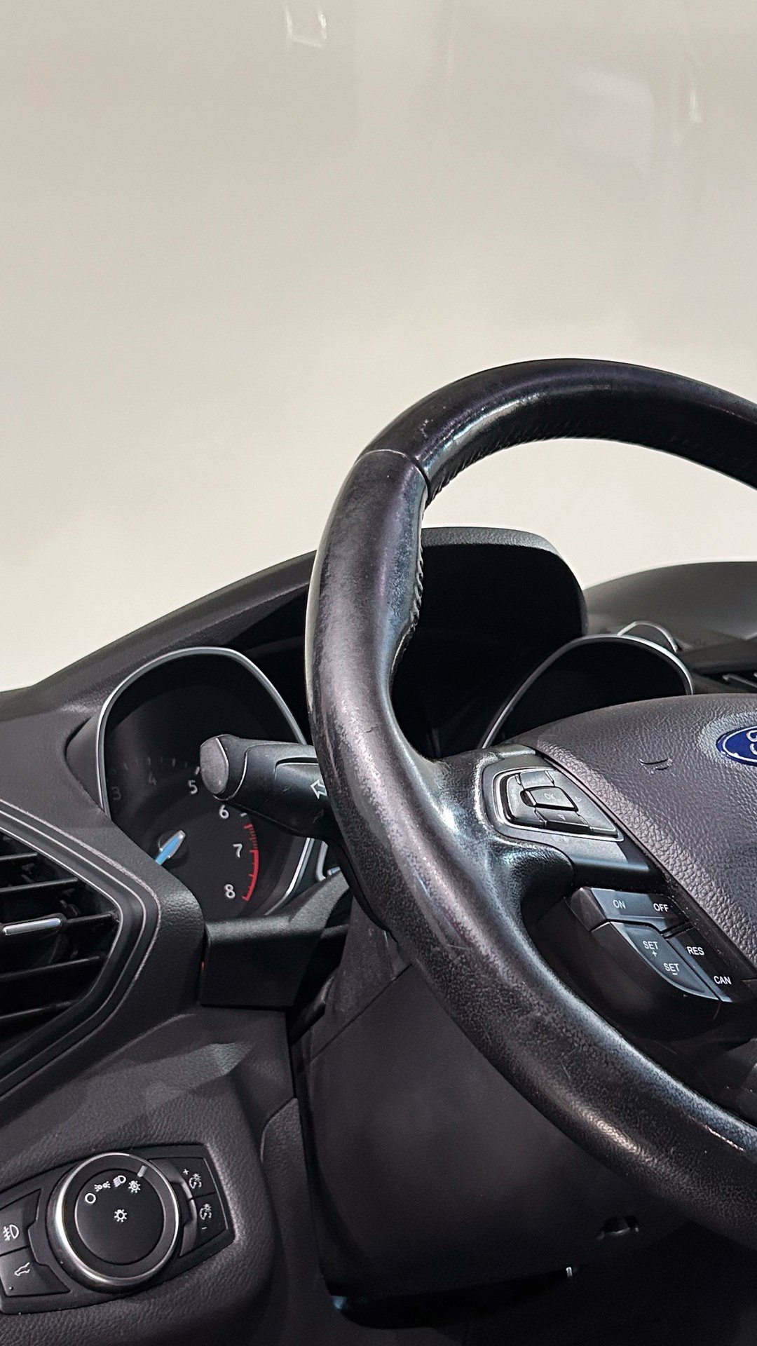 Used 2019 Ford Escape SEL AWD/4WD image 38