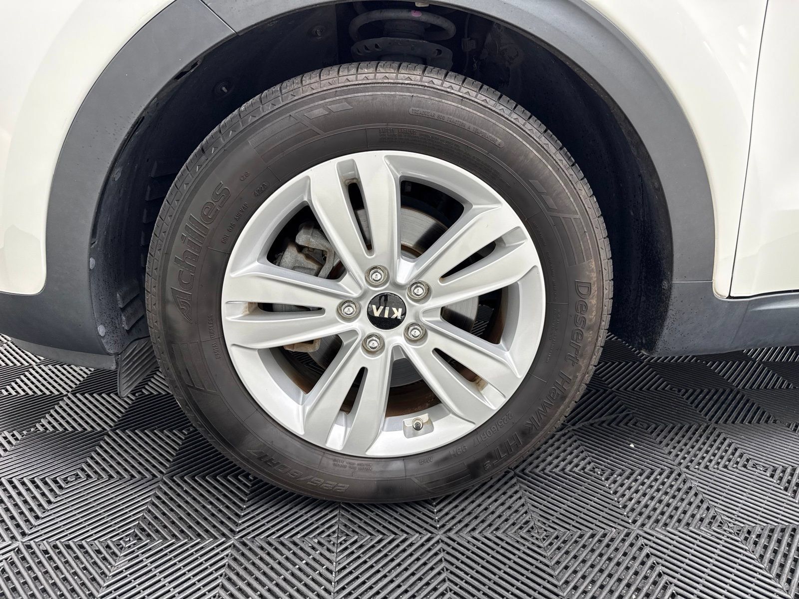 Used 2019 Kia Sportage LX FWD image 12