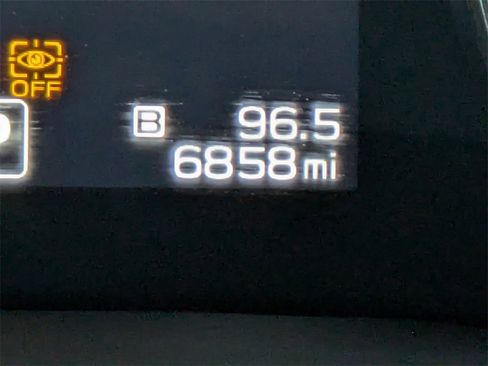 Certified 2025 Subaru Ascent Bronze Edition w/ Onyx Package image 33