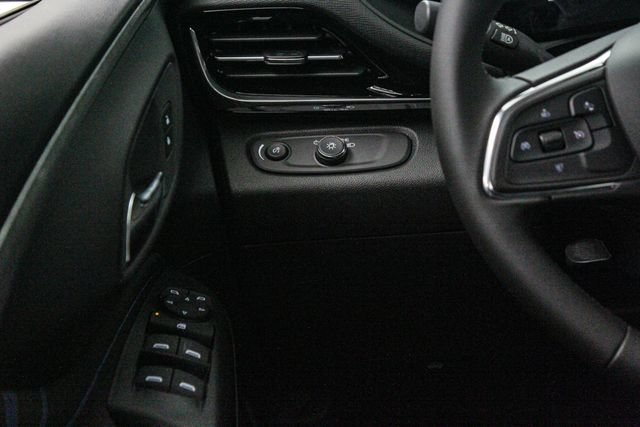 New 2026 Buick Envista Sport Touring w/ Convenience II Package FWD image 22