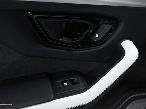 New 2025 Lamborghini Urus SE image 38