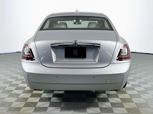 Certified 2021 Rolls-Royce Ghost image 9
