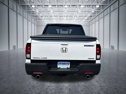 Used 2023 Honda Ridgeline Black Edition image 4