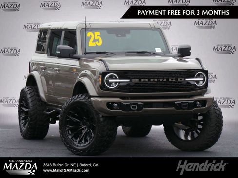 Used 2025 Ford Bronco Badlands AWD/4WD image 1