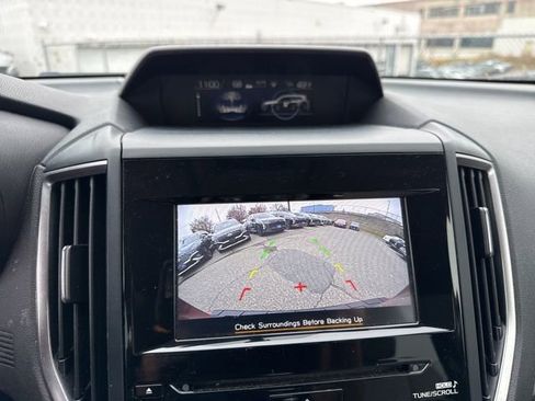 Used 2020 Subaru Forester Premium image 11