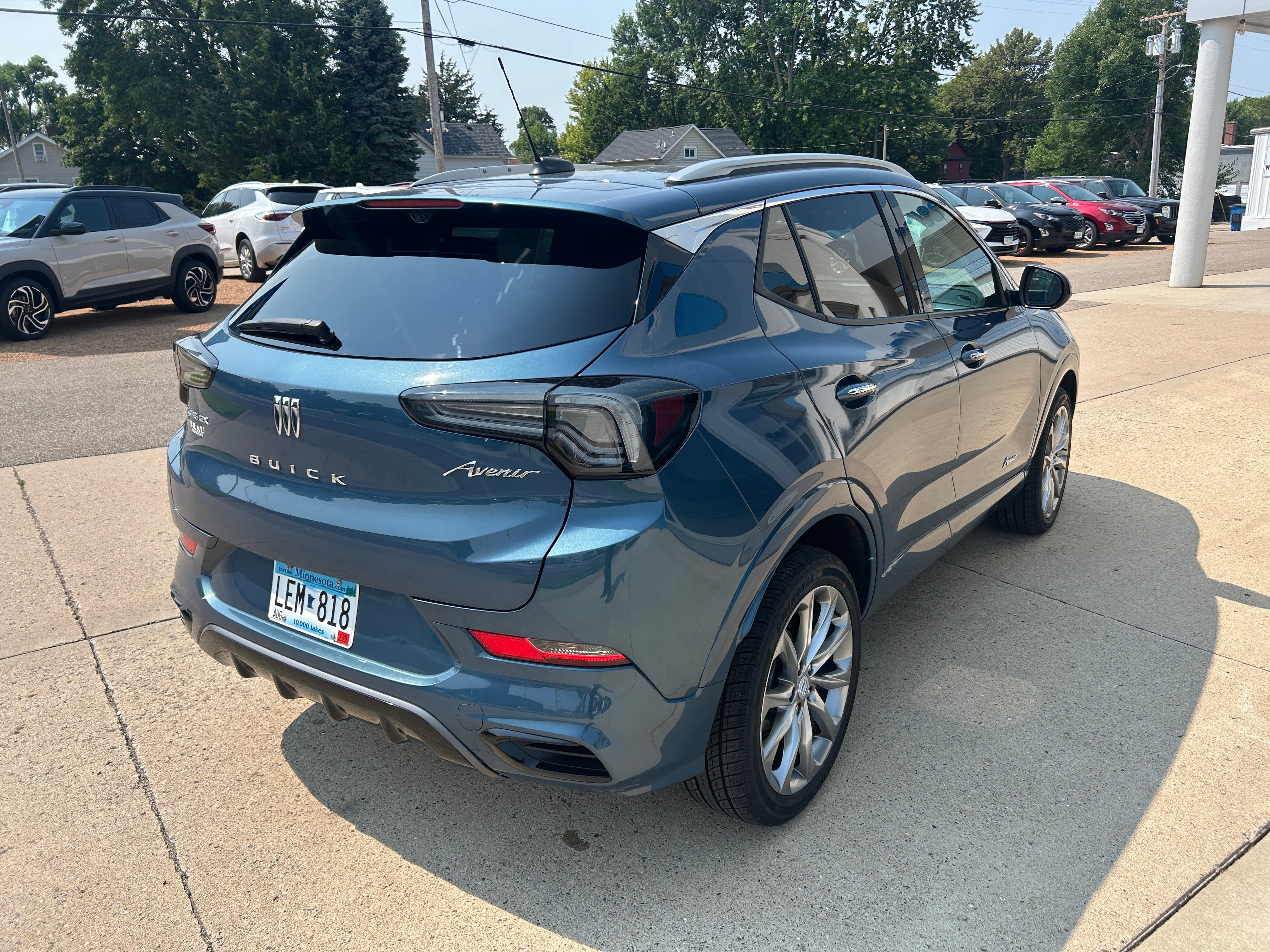 Used 2024 Buick Encore GX Avenir w/ Avenir Technology Package AWD/4WD image 6