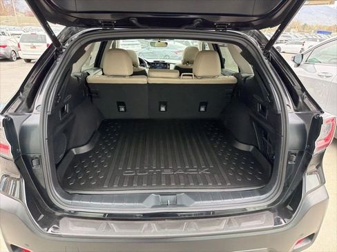 Used 2024 Subaru Outback Limited image 28