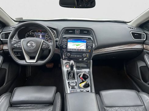 Used 2016 Nissan Maxima Platinum image 11