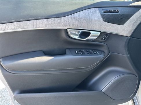 Certified 2024 Volvo XC90 T8 Ultimate w/ Protection Package image 18
