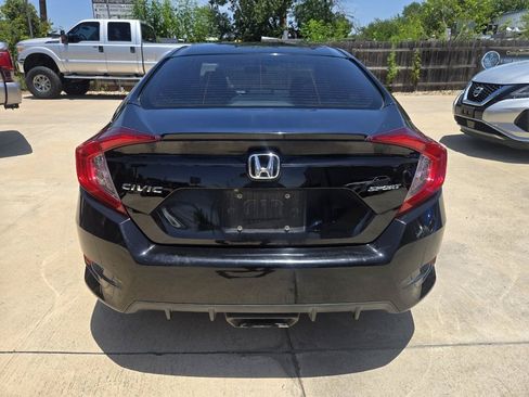 Used 2019 Honda Civic Sport image 7
