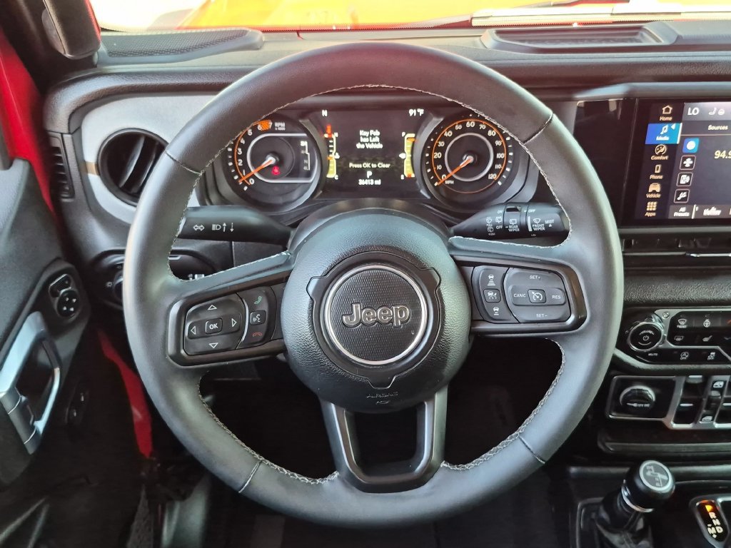 Used 2025 Jeep Wrangler Unlimited Sport AWD/4WD image 23