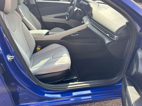 New 2026 Hyundai Elantra Limited image 13