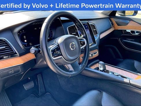 Used 2023 Volvo XC90 B5 Plus image 18