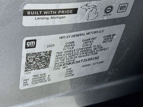 Certified 2026 GMC Acadia Elevation w/ Elevation Premium Package FWD image 32