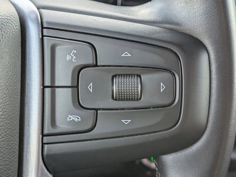 Used 2025 GMC Sierra 1500 SLT image 24