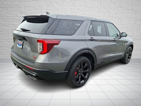 Used 2022 Ford Explorer ST w/ Equipment Group 401A image 6