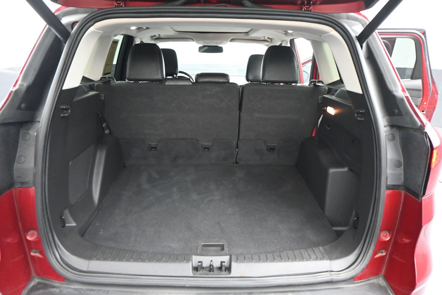 Certified 2019 Ford Escape Titanium FWD image 9
