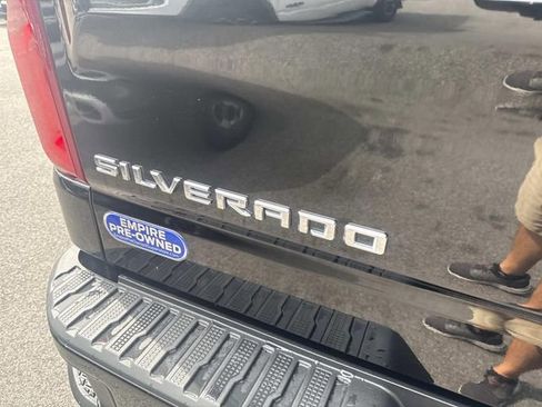 Used 2021 Chevrolet Silverado 1500 Custom Trail Boss AWD/4WD image 5