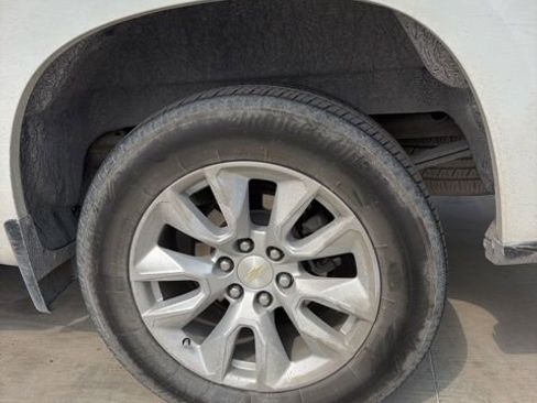 Used 2024 Chevrolet Silverado 1500 Custom RWD image 17