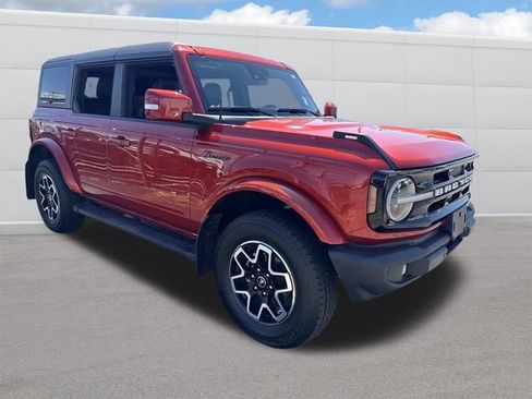 Certified 2023 Ford Bronco Outer Banks AWD/4WD image 9