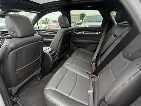 Used 2020 Cadillac XT5 Premium Luxury AWD/4WD image 15
