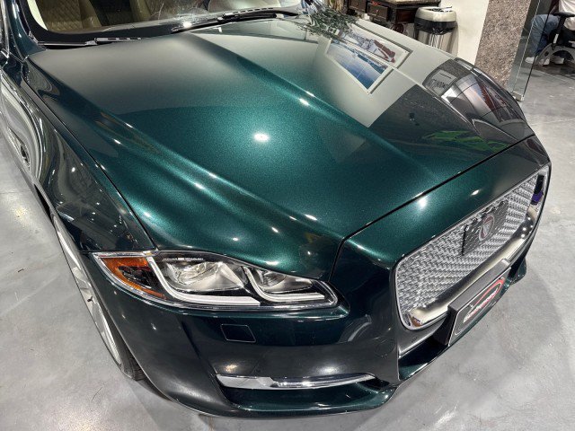 Used 2017 Jaguar XJ L Portfolio AWD/4WD image 14