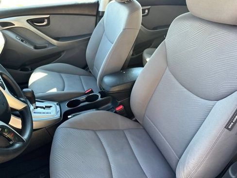 Used 2012 Hyundai Elantra GLS w/ Preferred Pkg 3 FWD image 12