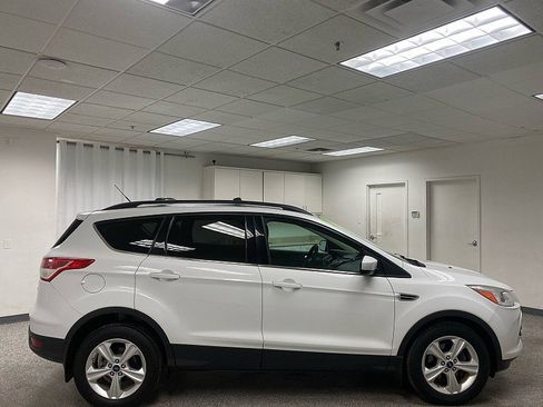 Used 2013 Ford Escape SE image 4