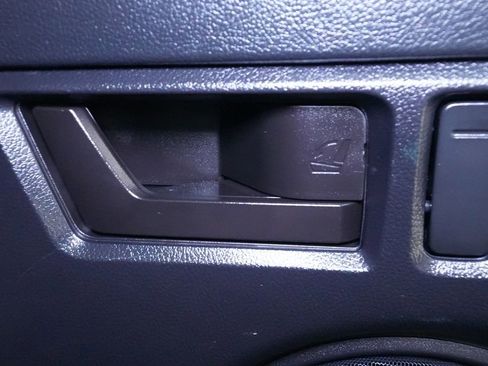 Used 2019 Subaru Outback 3.6R Touring image 30