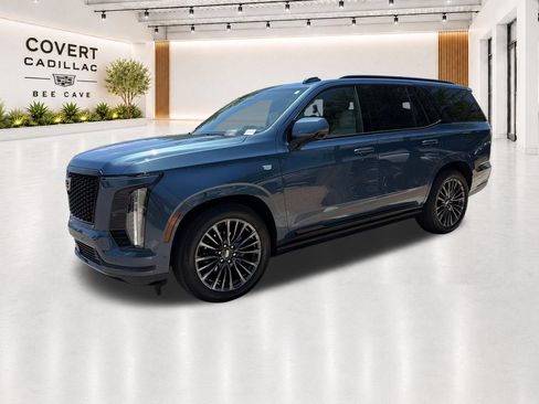 Certified 2025 Cadillac Escalade Sport Platinum AWD/4WD image 4
