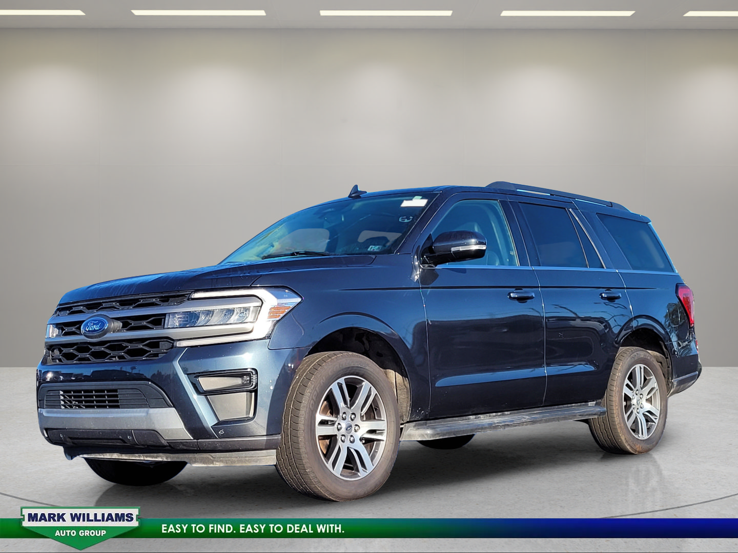 Used 2024 Ford Expedition XLT AWD/4WD image 8