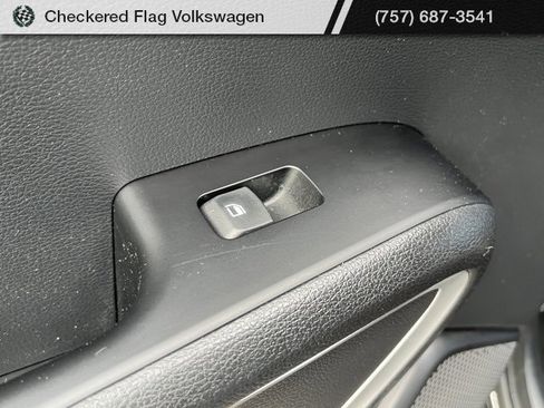 Used 2024 Kia Soul LX image 27