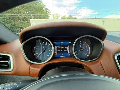 Used 2017 Maserati Ghibli S RWD image 19