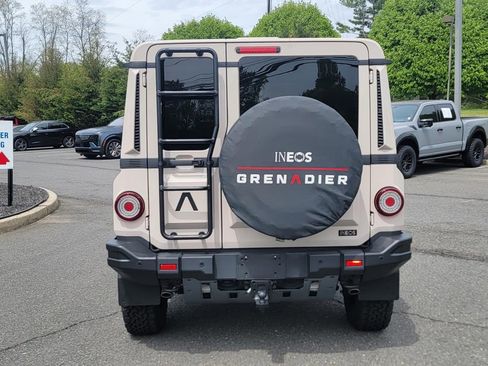 Used 2025 INEOS Grenadier AWD/4WD image 7