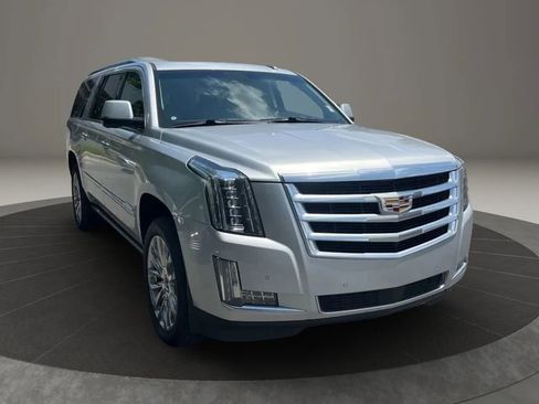 Used 2016 Cadillac Escalade ESV Premium AWD/4WD image 11